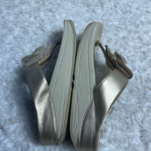 Fitflop Gold Flower Bloom wedge thong Sandals Size8 - Picture 6 of 11